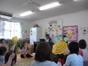乳幼児園誕生会2